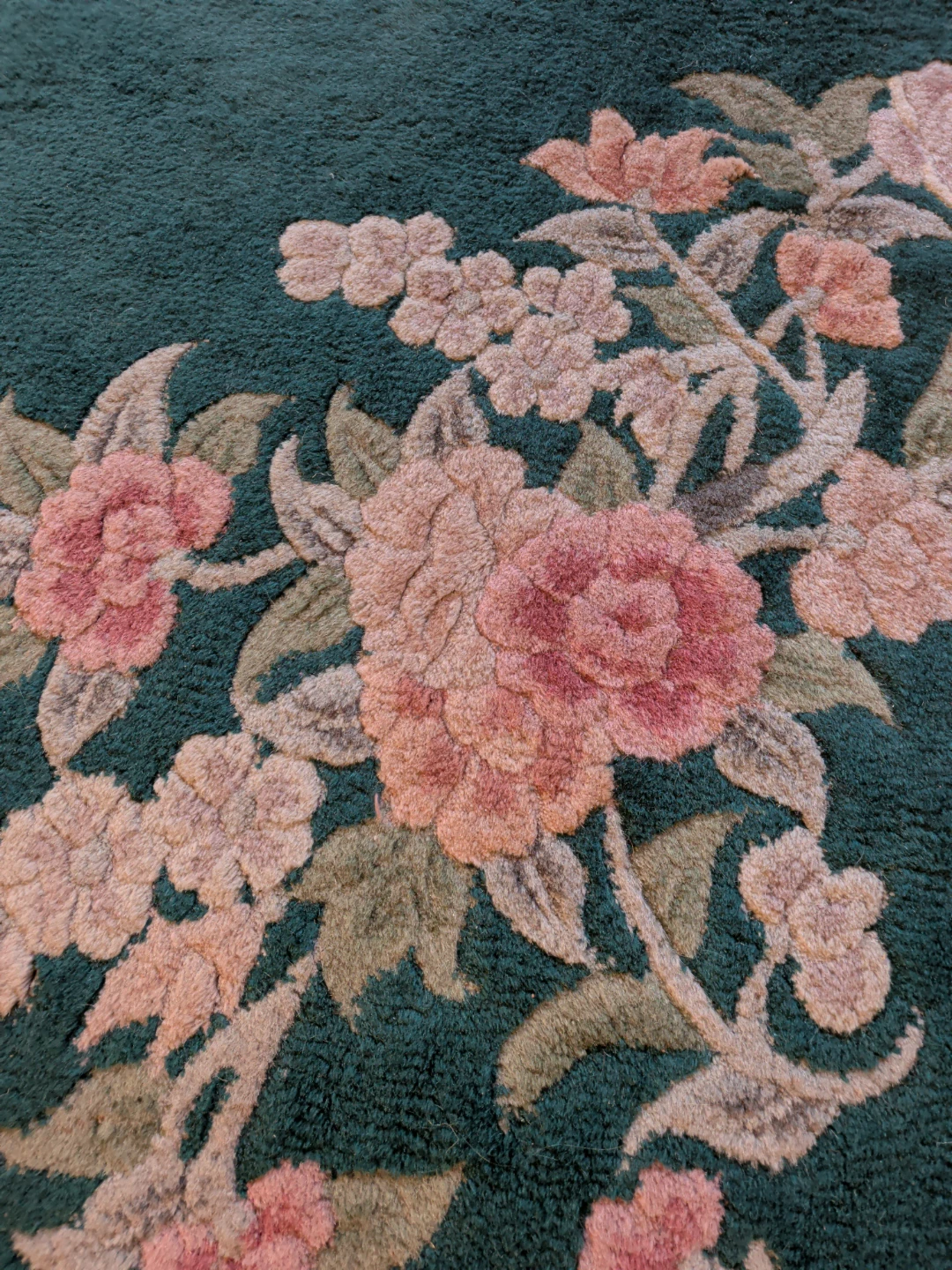 Area Rug with Floral Design - photo 2