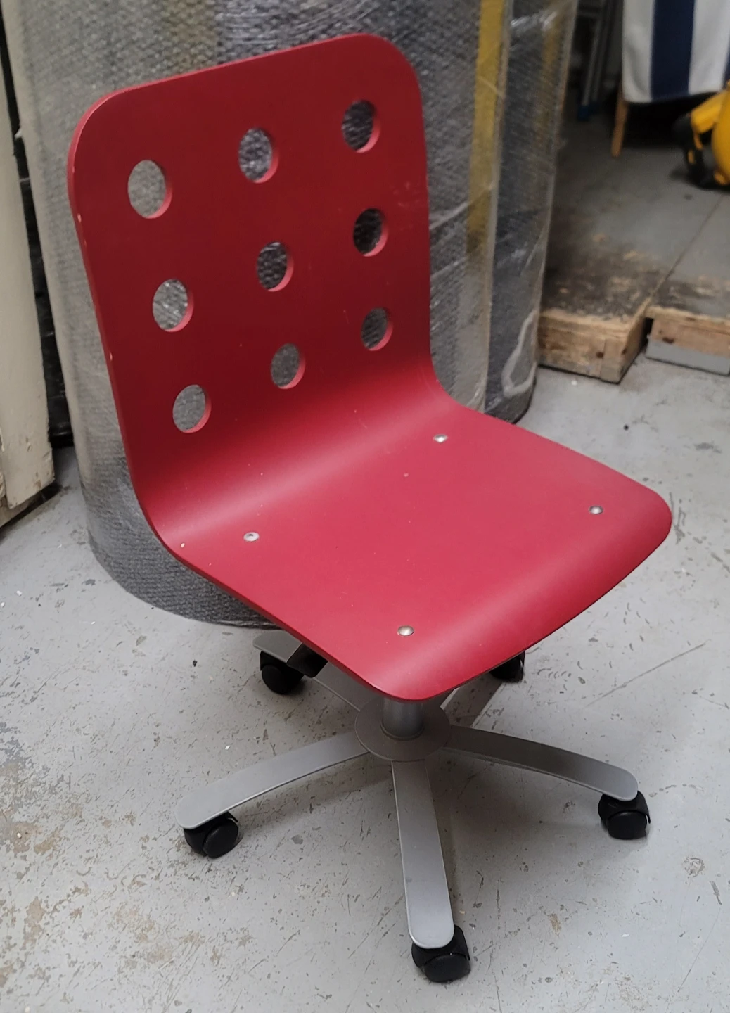 IKEA PS 2017 Children's Swivel Chair - photo 2