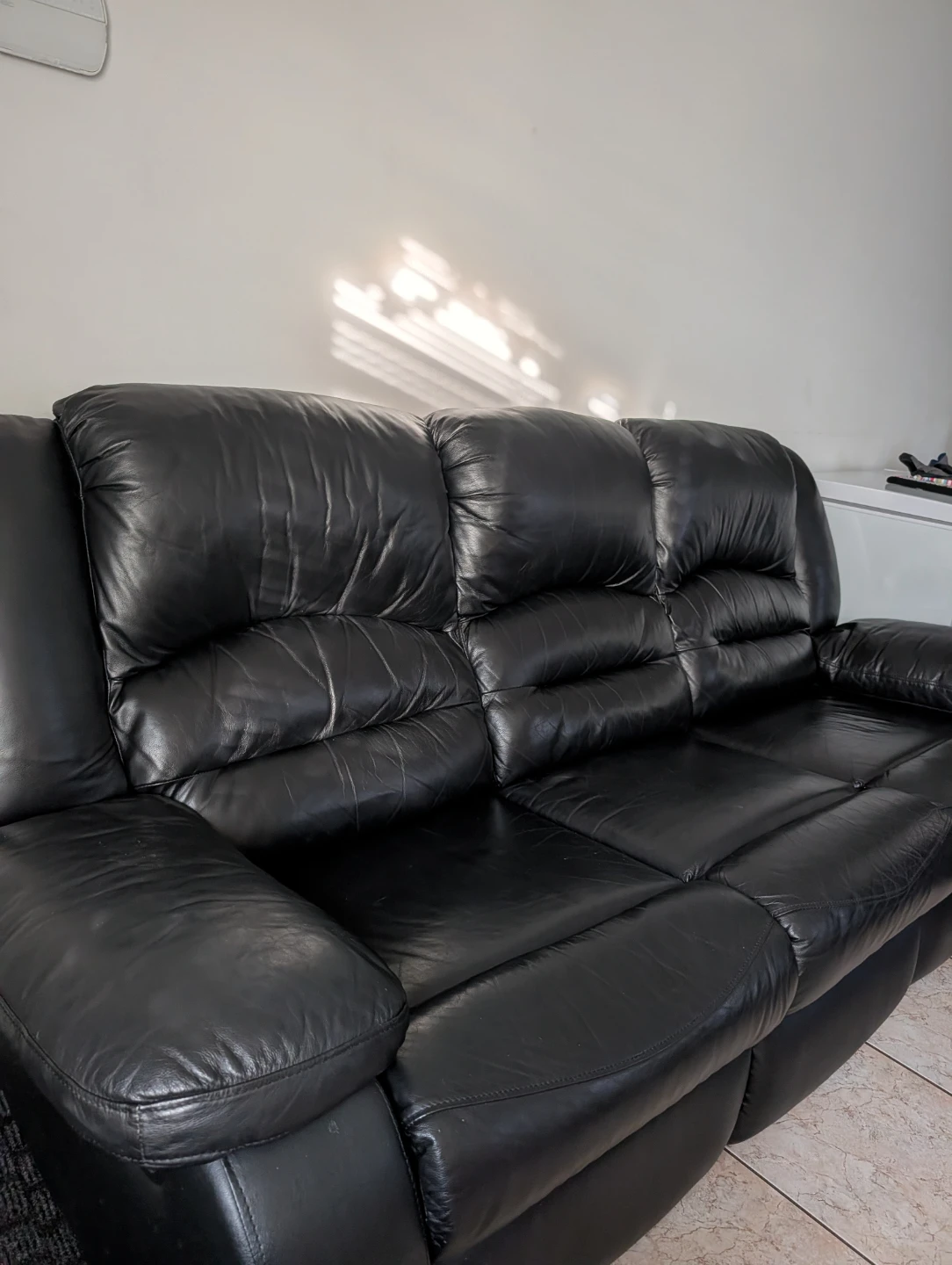 Recliner 3 seater leather sofa couch - photo 4
