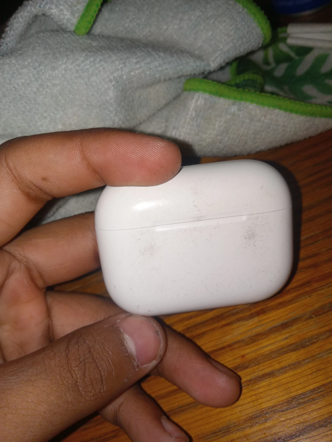 Apple AirPods case only - photo 4