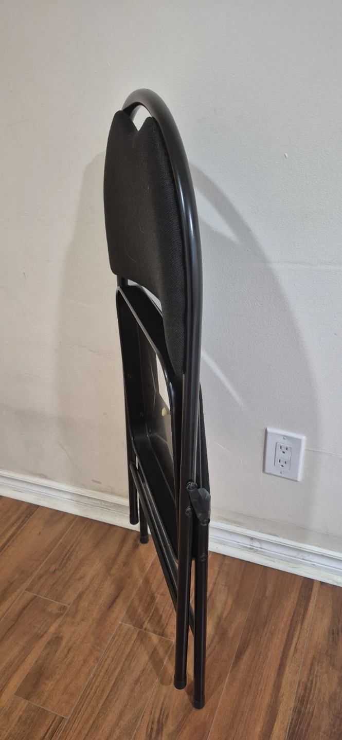 **Moving Sale** - photo 3