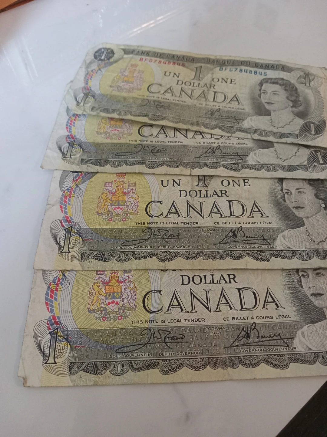 Set of 1973 Canadian One Dollar Bills - photo 2