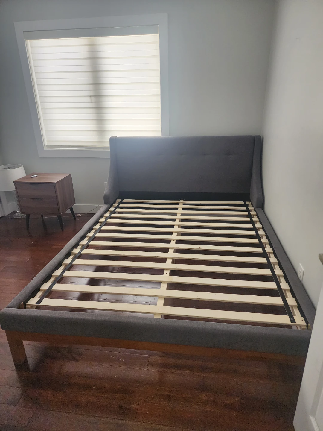 Bed frame - photo 3