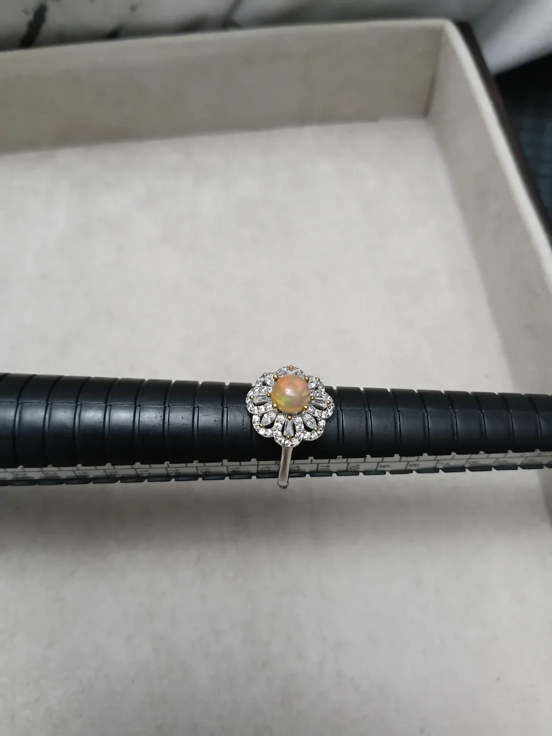 S925 Sterling Silver Floral Ring with Opal and Stones