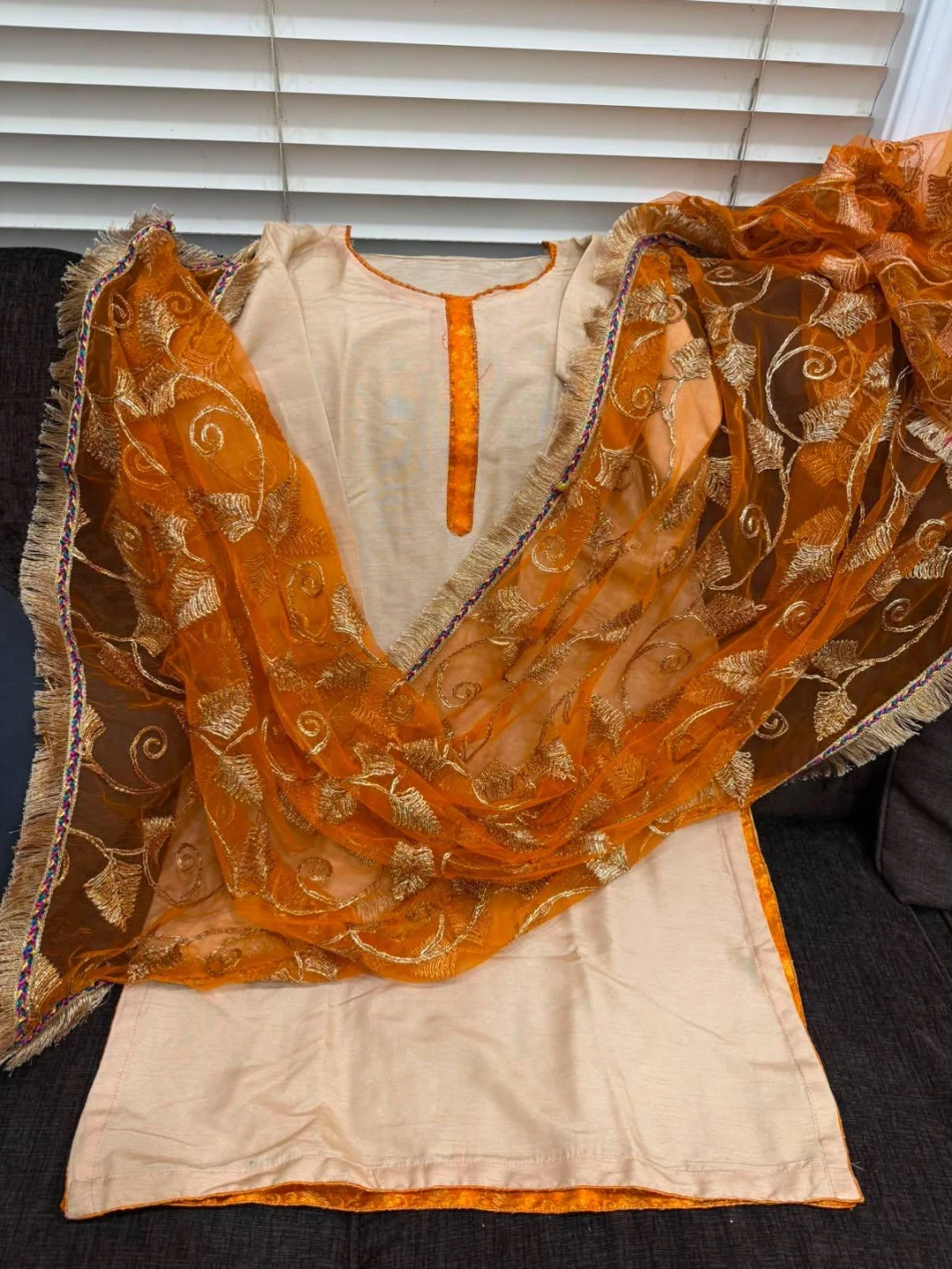 Medium semiformal kurtis preloved aghanoor beejays take lot - photo 3