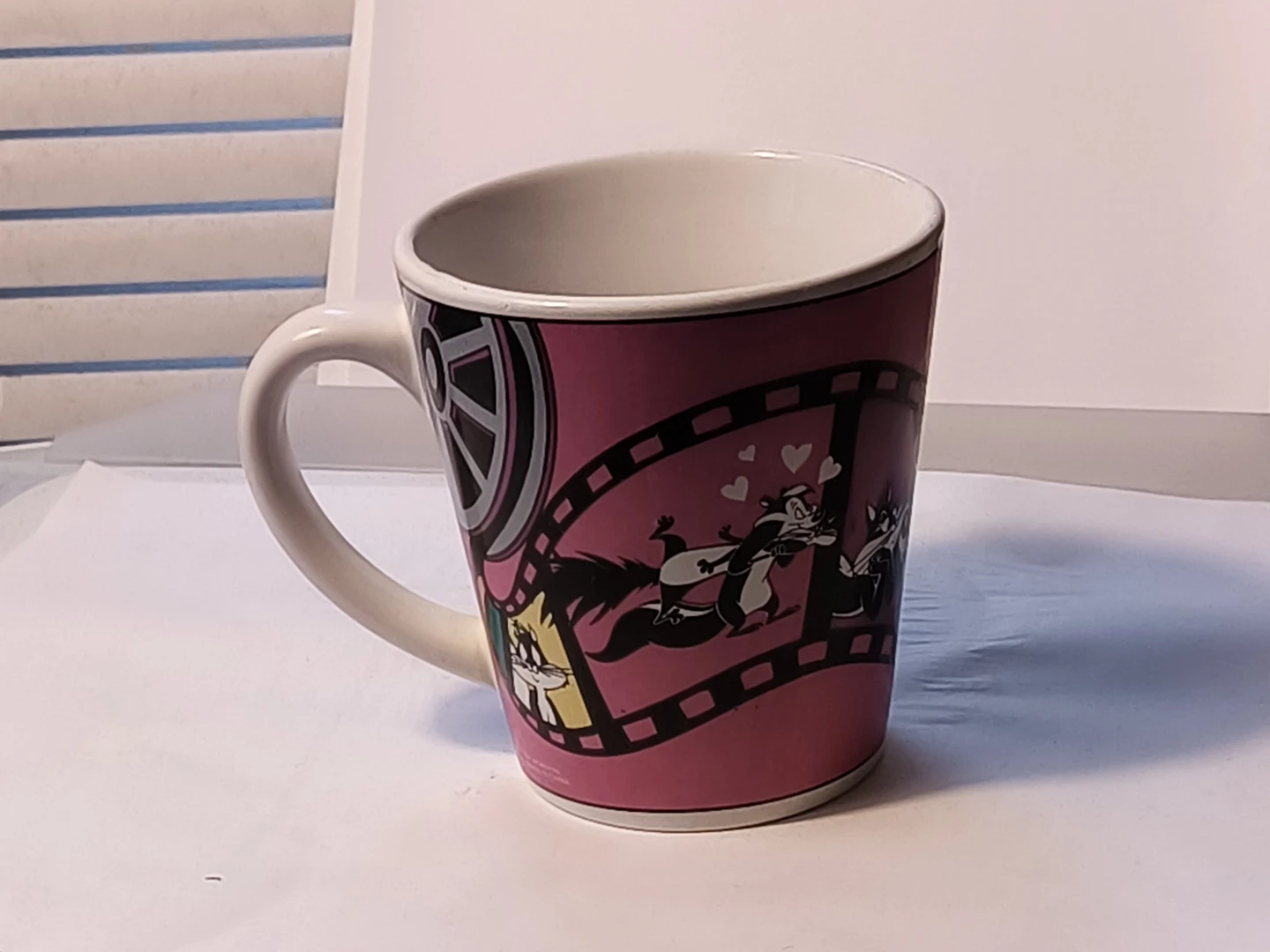 Vintage 1999 Peppe Le Pew and Penelope Coffee Cup - photo 3