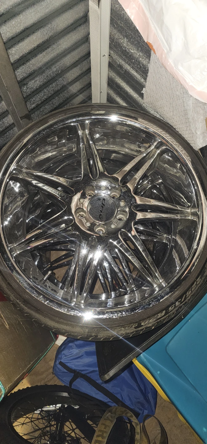 Rims and tires - photo 5