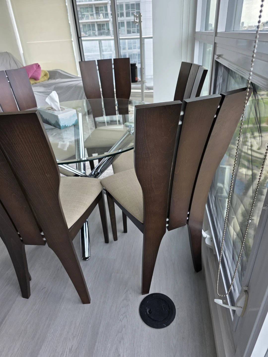 6 Dining  Chairs - photo 2