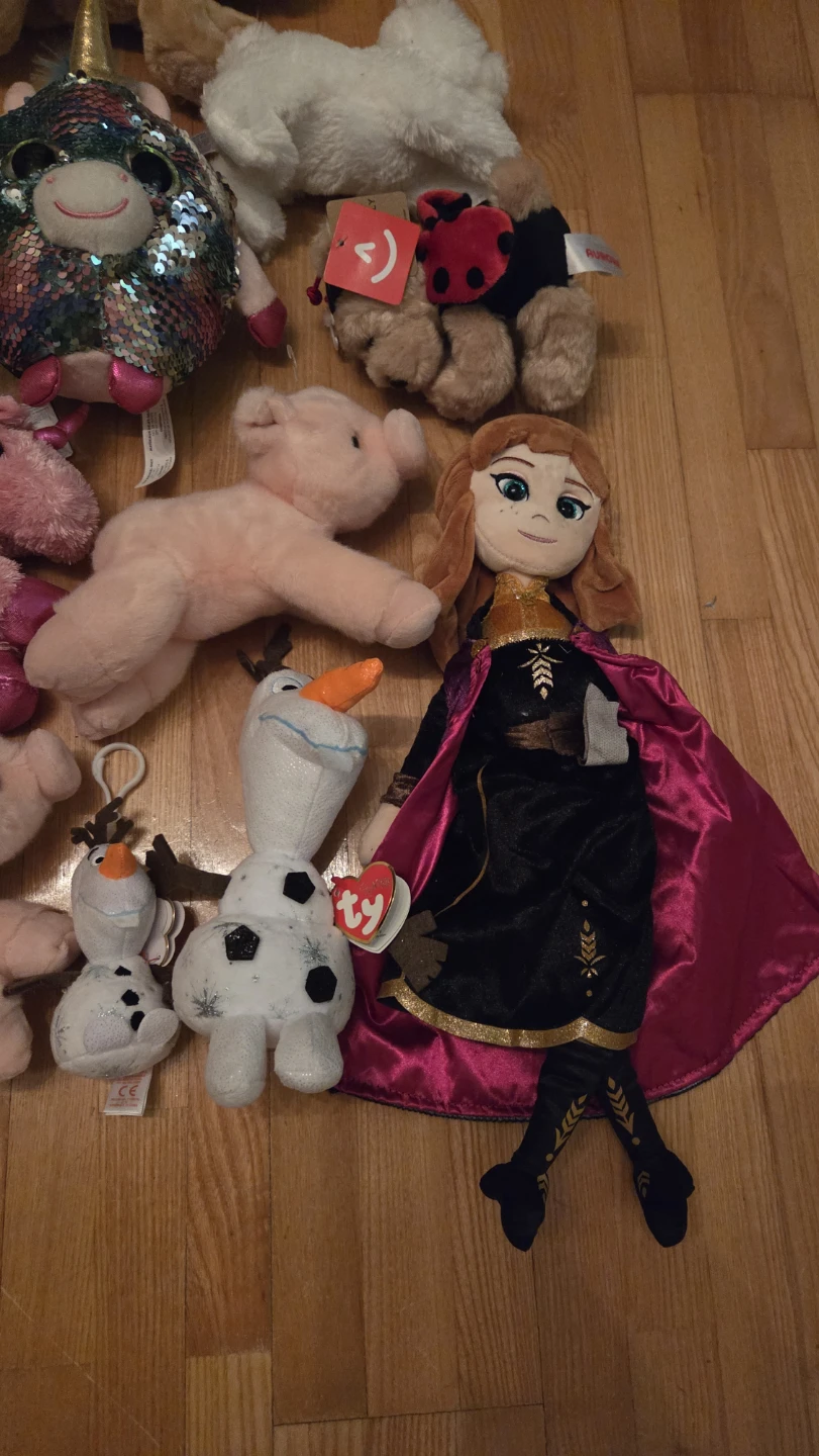 Brand-new assorted plushie toys - photo 4