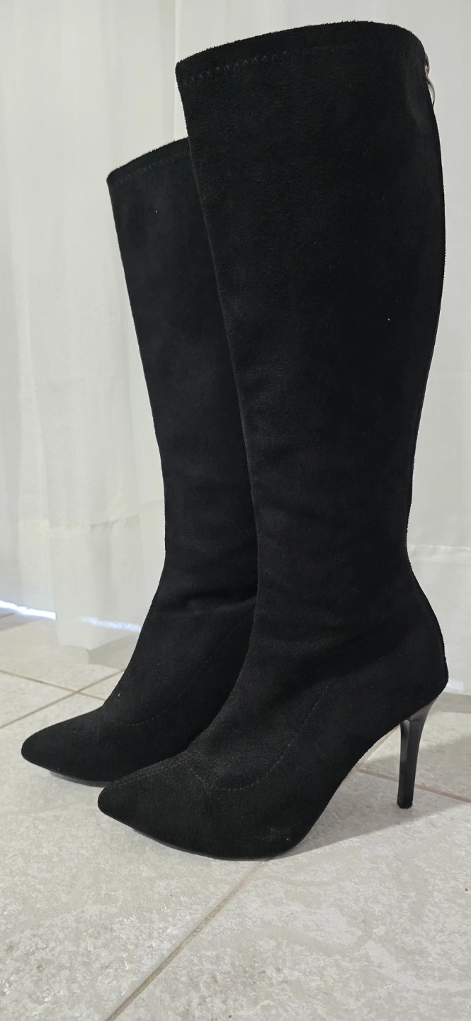 Black Suede Knee-High Heeled Boots