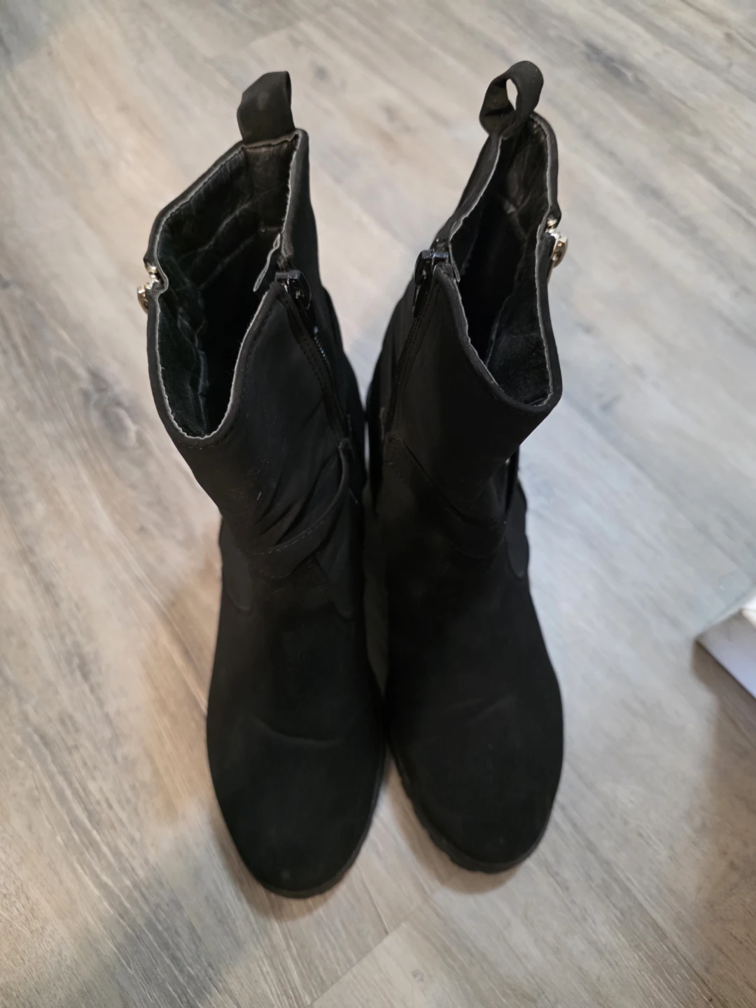 Black Heeled Ankle Boots Size 9 - photo 4