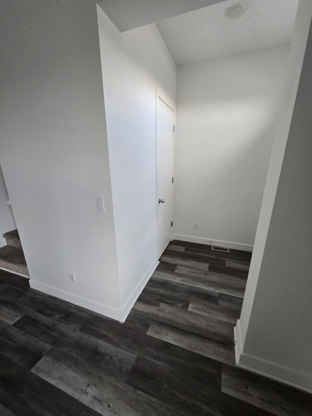 House for Sale - photo 2