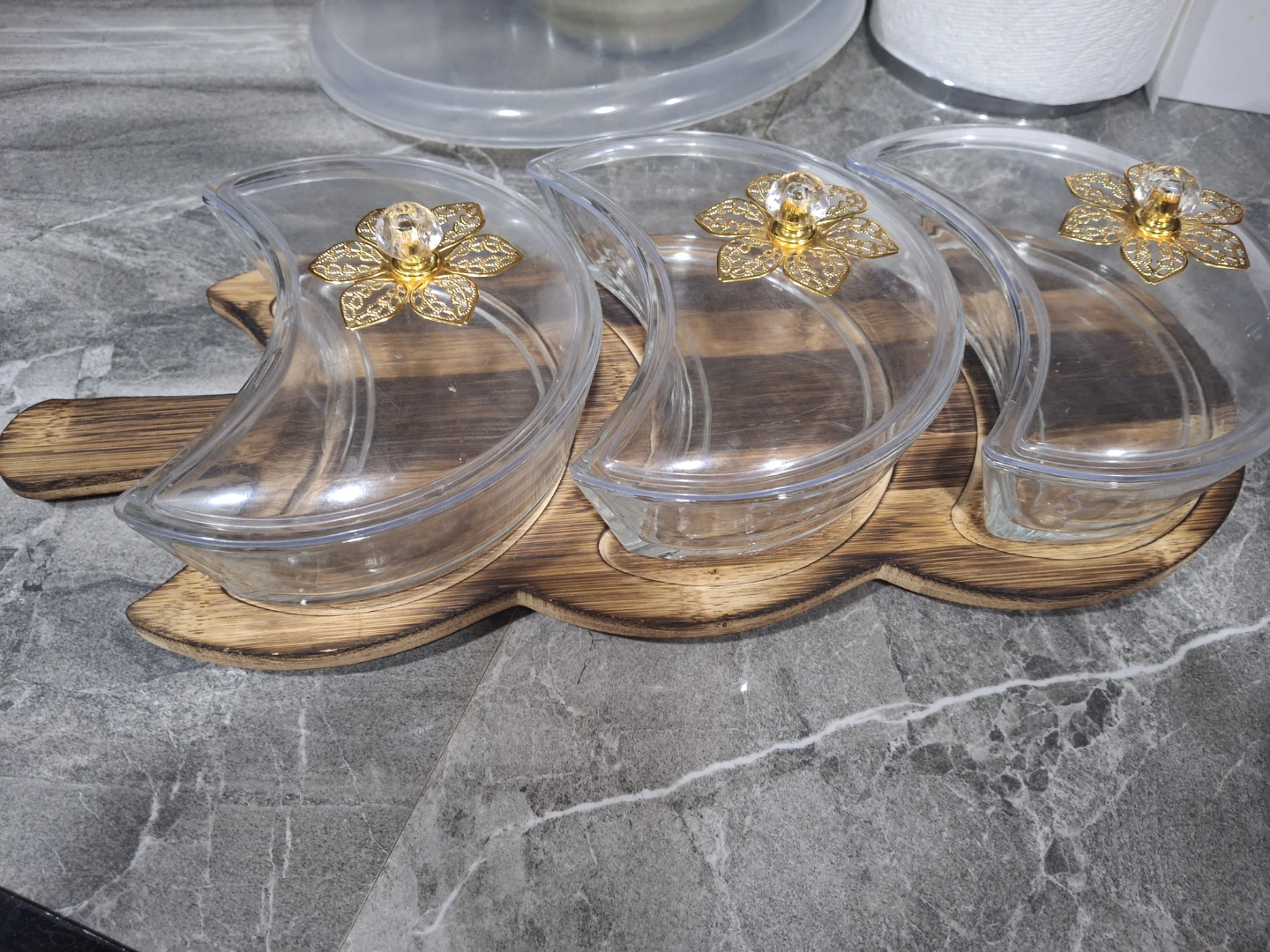 Crescent Snack Tray with 3 Bowls 🏈 - photo 2
