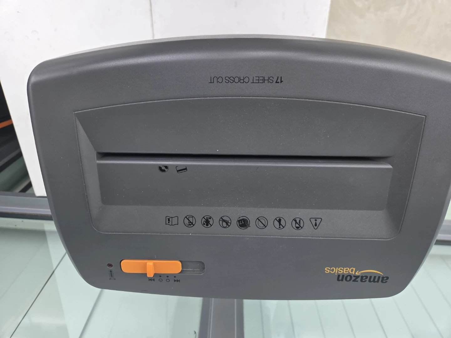 Amazon Basics 17-Sheet Cross-Cut Paper Shredder - photo 3