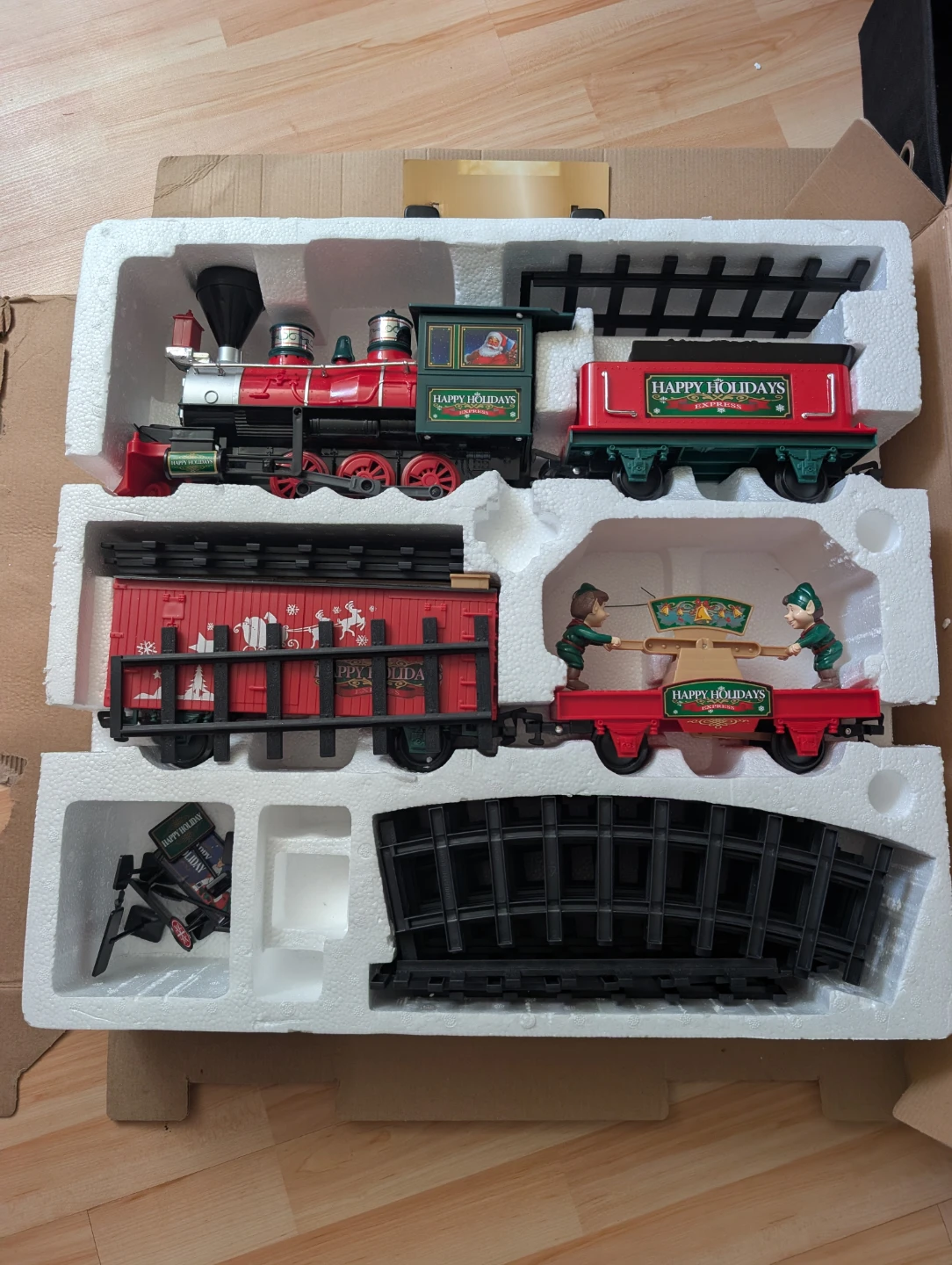 Holiday Xmas Bundlet Set Holiday train set plus more - photo 3