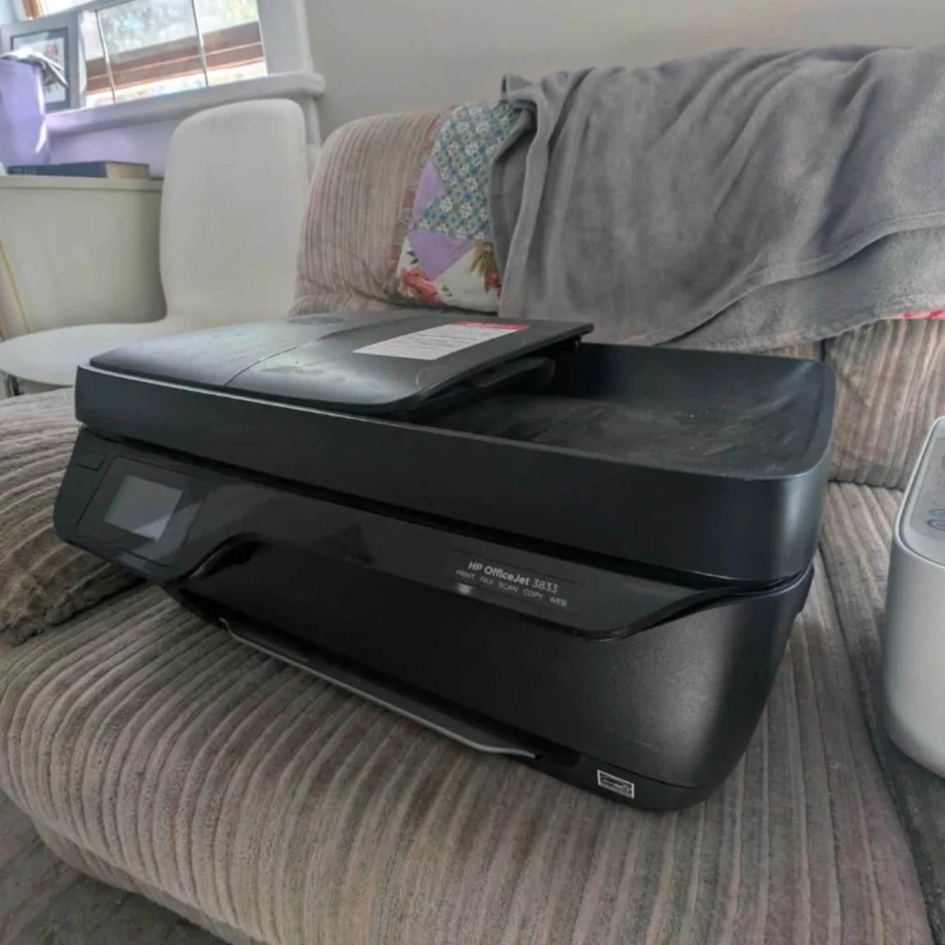 HP OfficeJet 3833 black Printer - photo 2