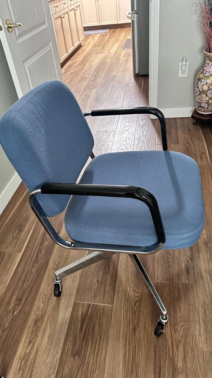 Office chair - photo 2