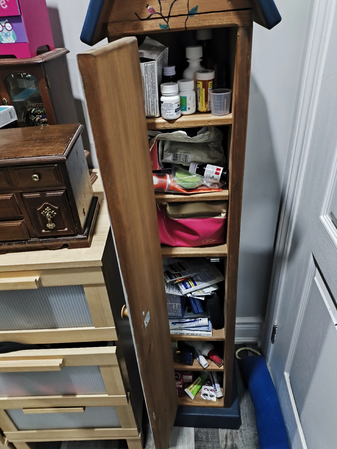 Tall Wooden Storage Cabinet with Decorative Birdhouse Design - photo 4