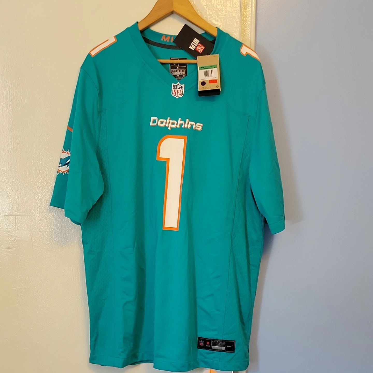 Nike Tua Tagovailoa Miami Dolphins Jersey XL - photo 3