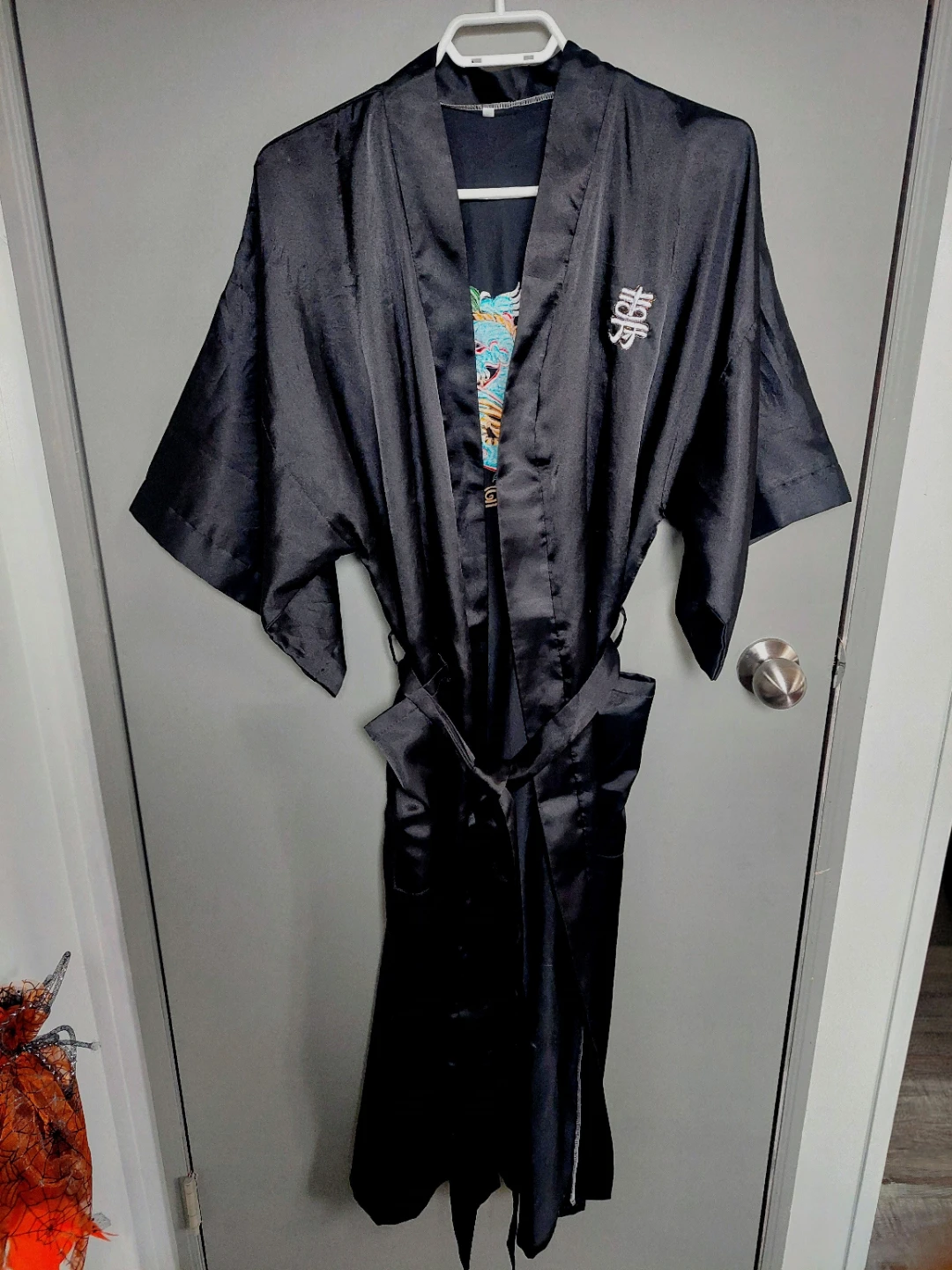 Black Silk-Look Dragon Embroidered Robe - photo 3