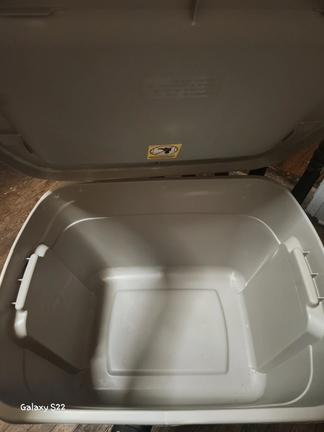Plastic Storage Bin with Lid - photo 2