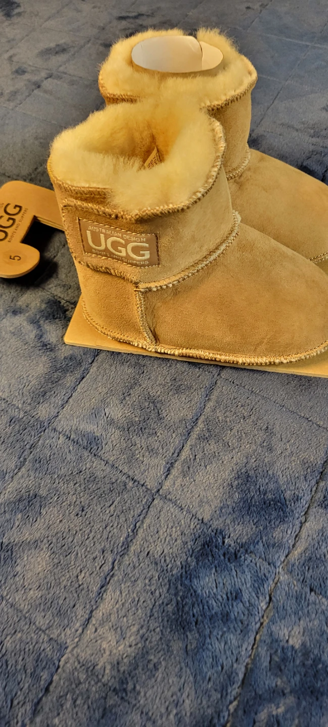 Australian Design UGG Infant Boots Size 5 - photo 3