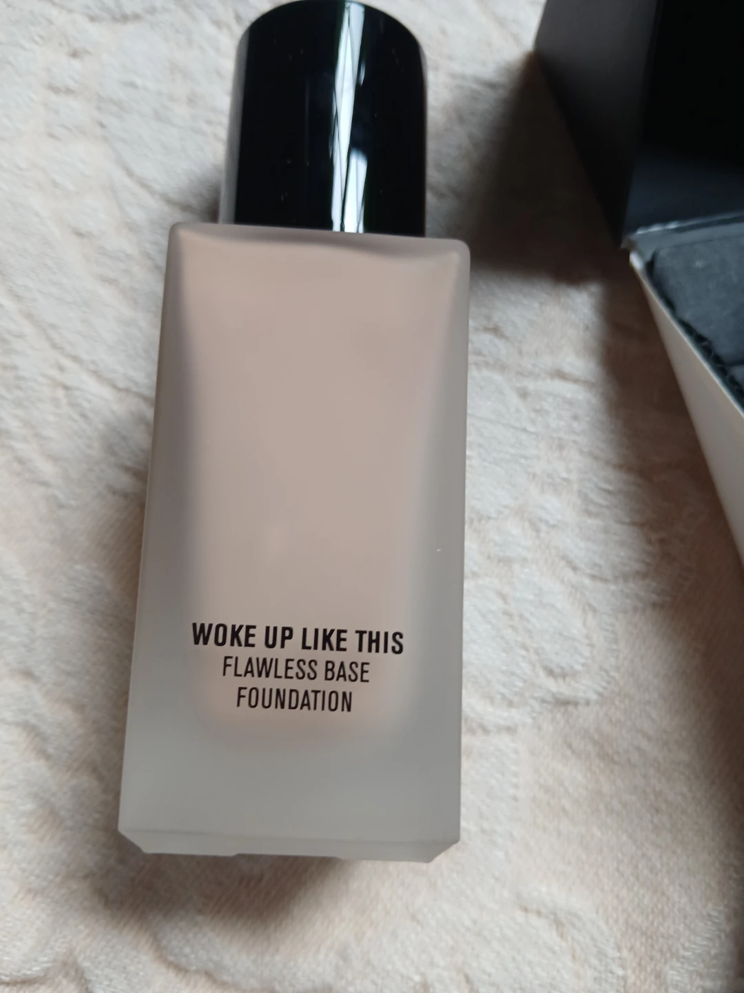 Il Makiage "Woke up Like this" foundation - photo 4
