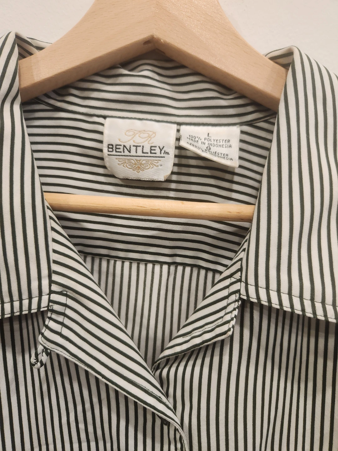 Bentley Women's Striped Button-Up Shirt - photo 2