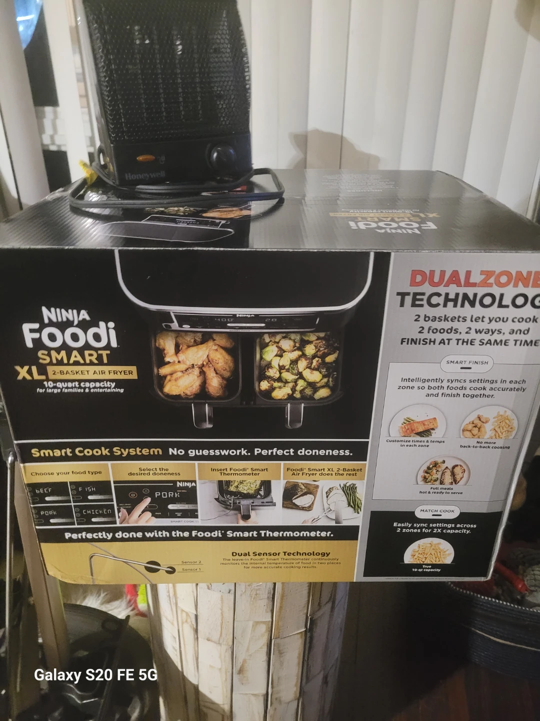 Ninja Foodi Smart XL 6-in-1 Air Fryer
