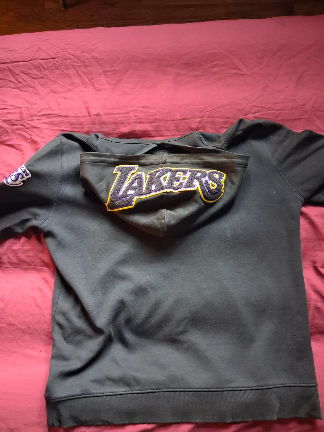 Los Angeles Lakers Hoodie - photo 5