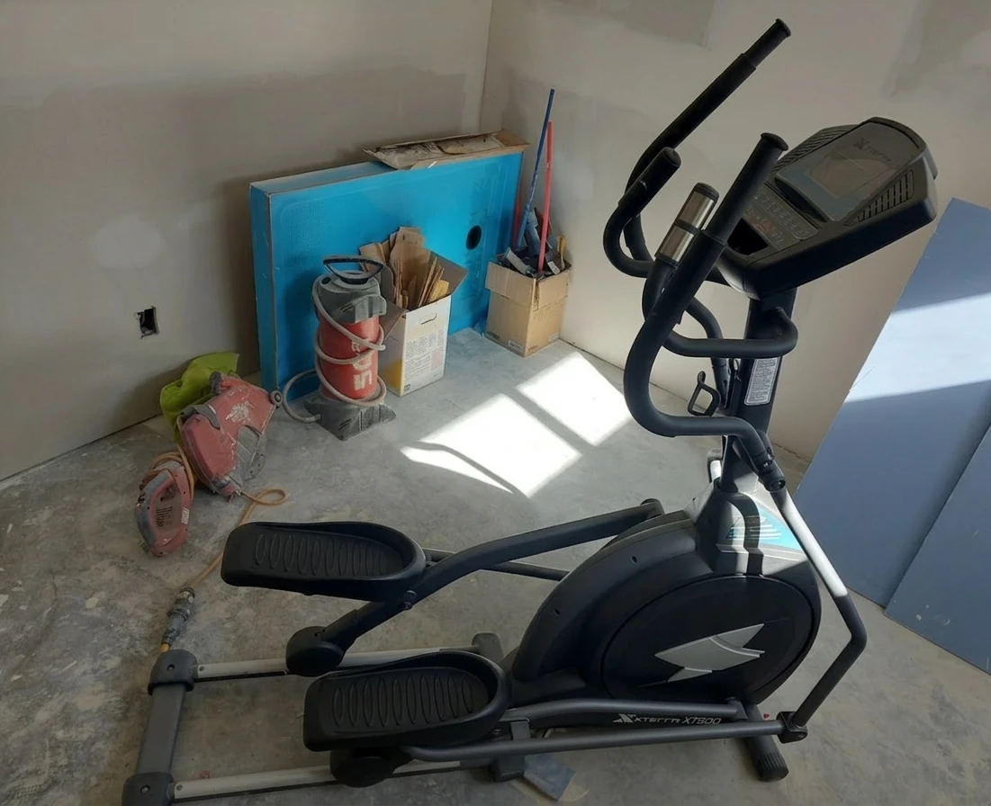 Xterra XT500 Elliptical Machine