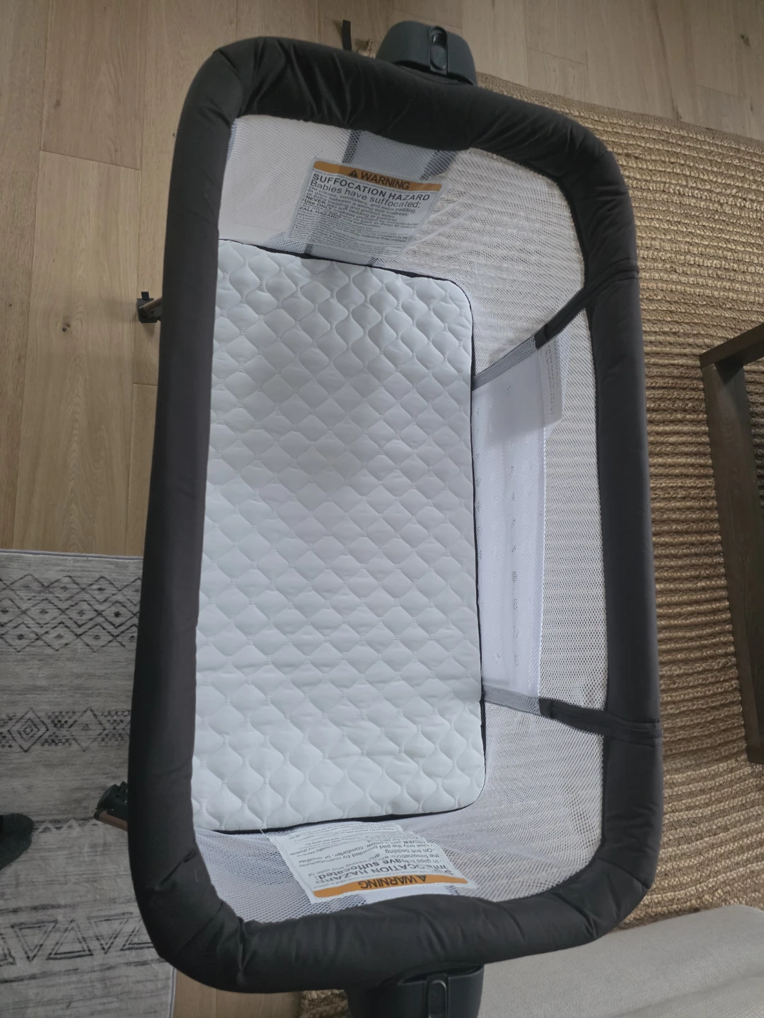 Brand new Baby Bassinet Co-Sleeper - photo 4