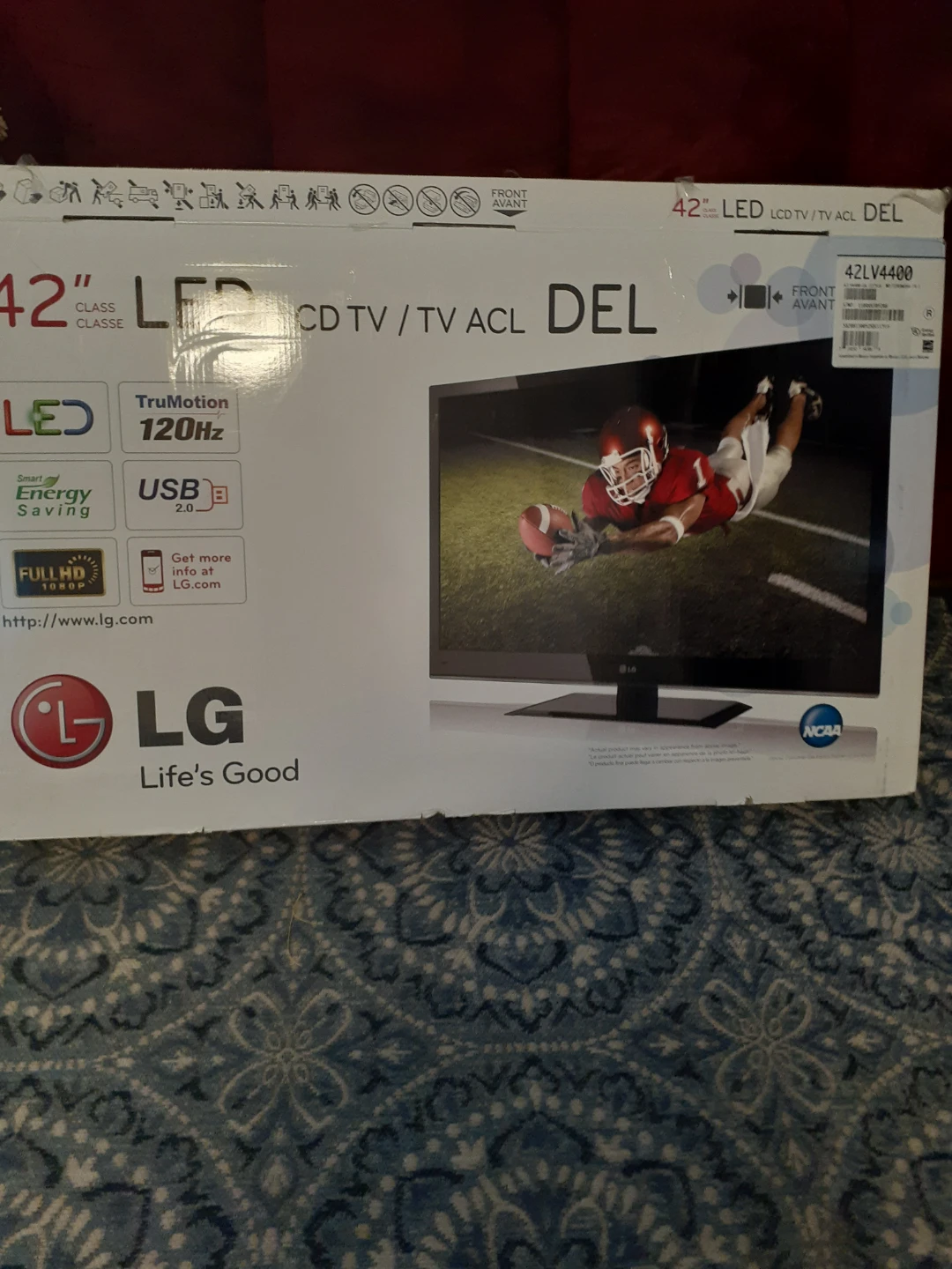 LG 42-inch LED TV 42LV4400 - photo 2