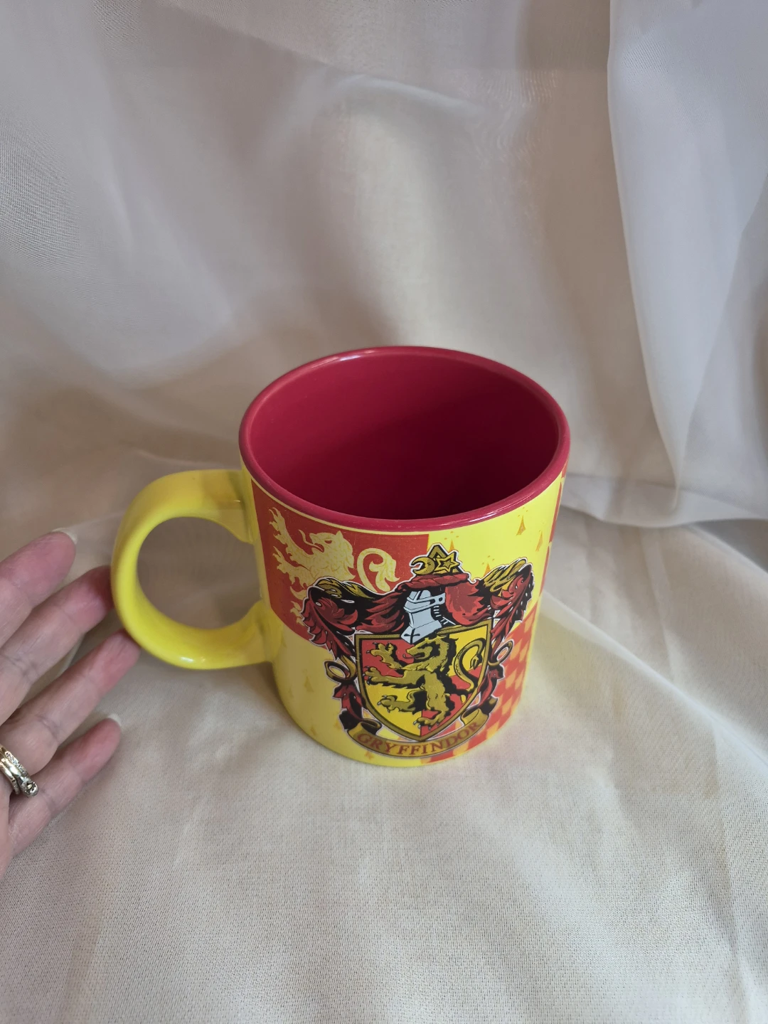 Harry Potter Gryffindor House Crest Ceramic Large Mug - photo 3