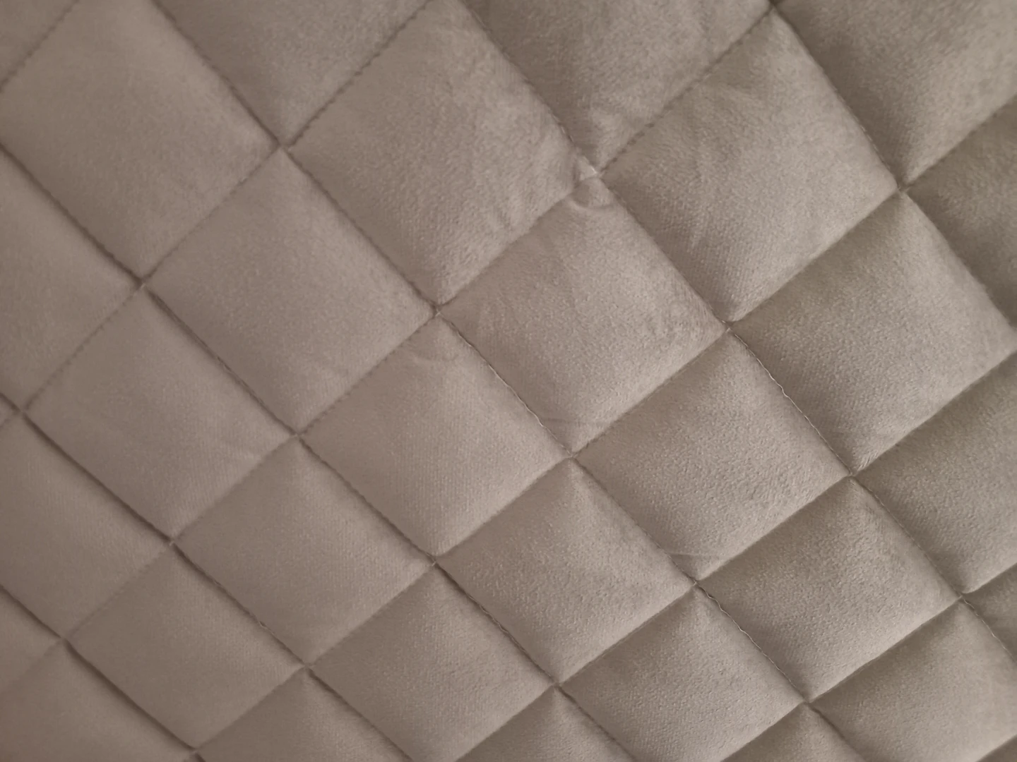 Quilted fabric headboard cover and headboard - photo 3