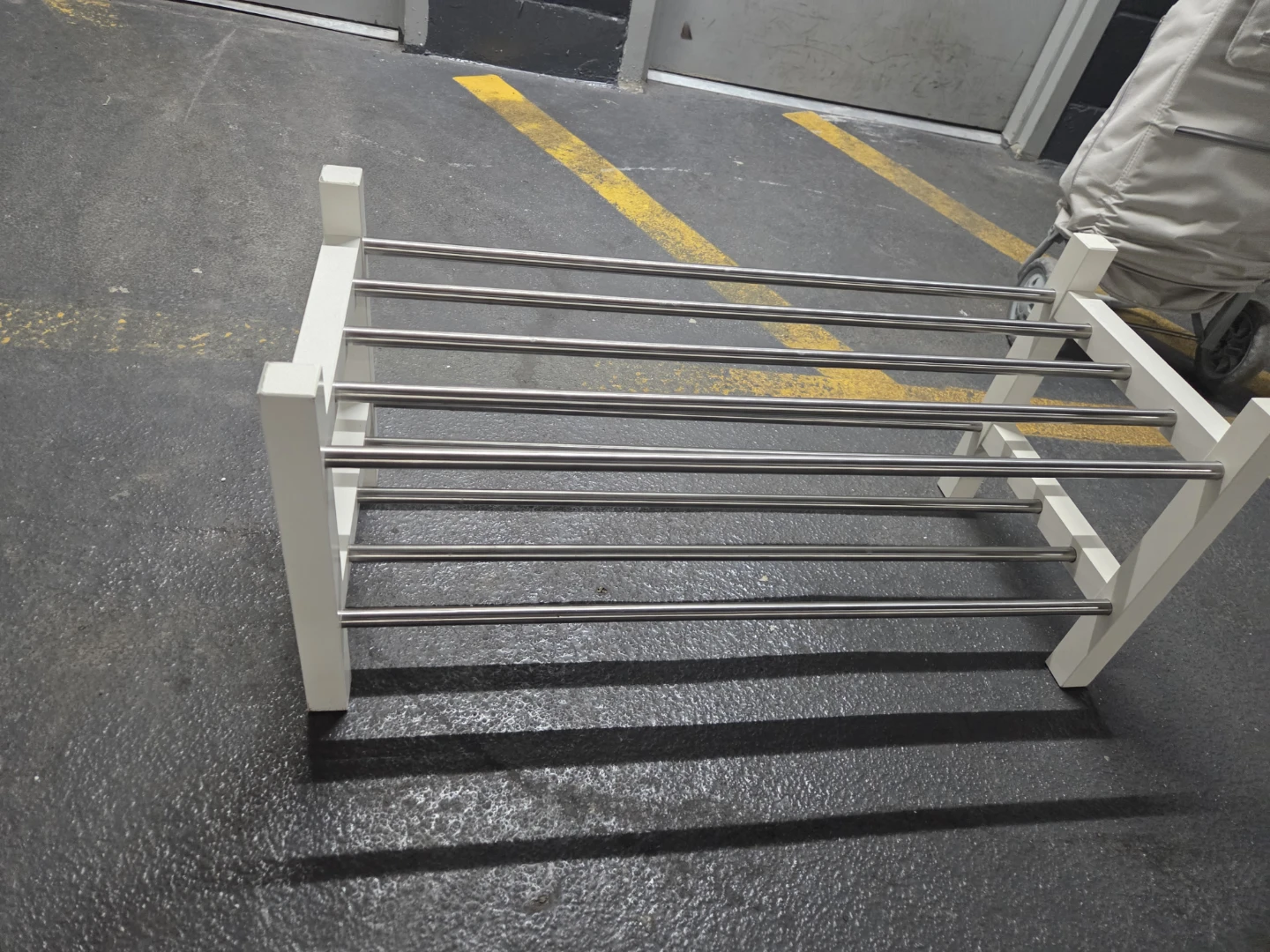 White Metal Shoe Rack - photo 5
