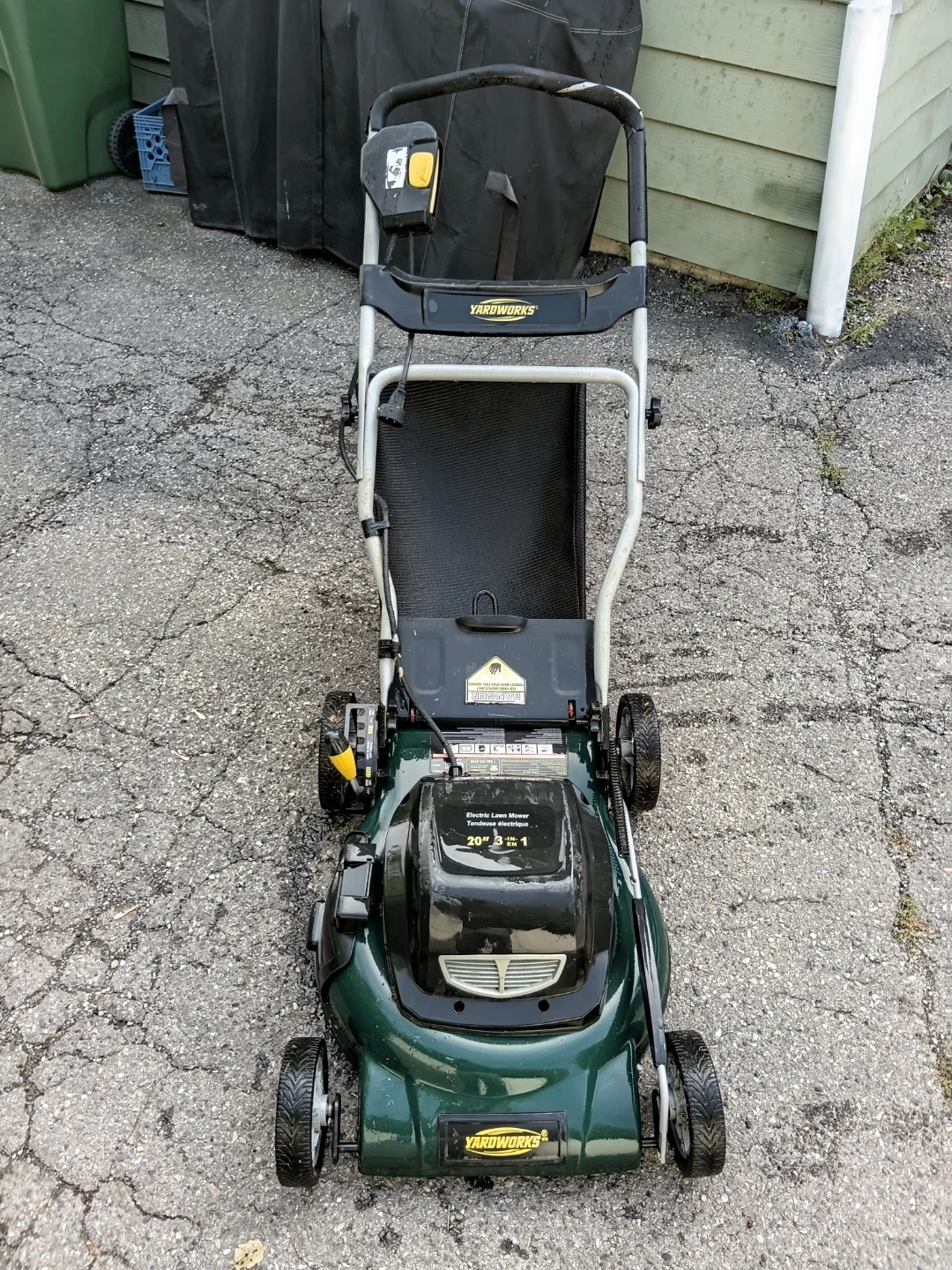 Yardworks 20" Premium 3-in-1 Electric Lawn Mower - photo 2