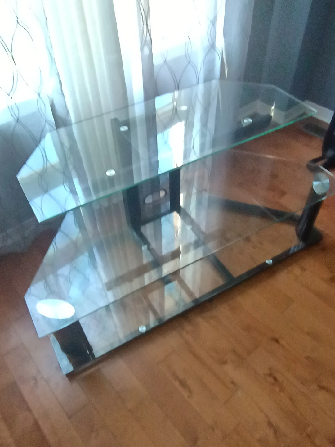 Glass TV stand - photo 2