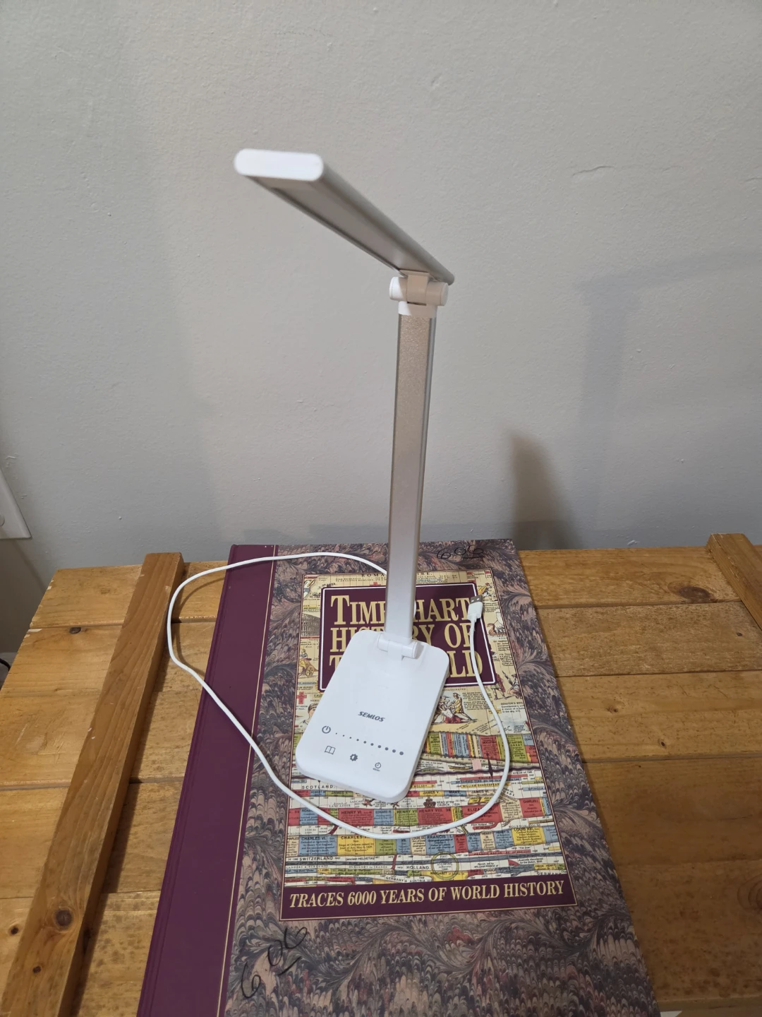 Table reading lamp