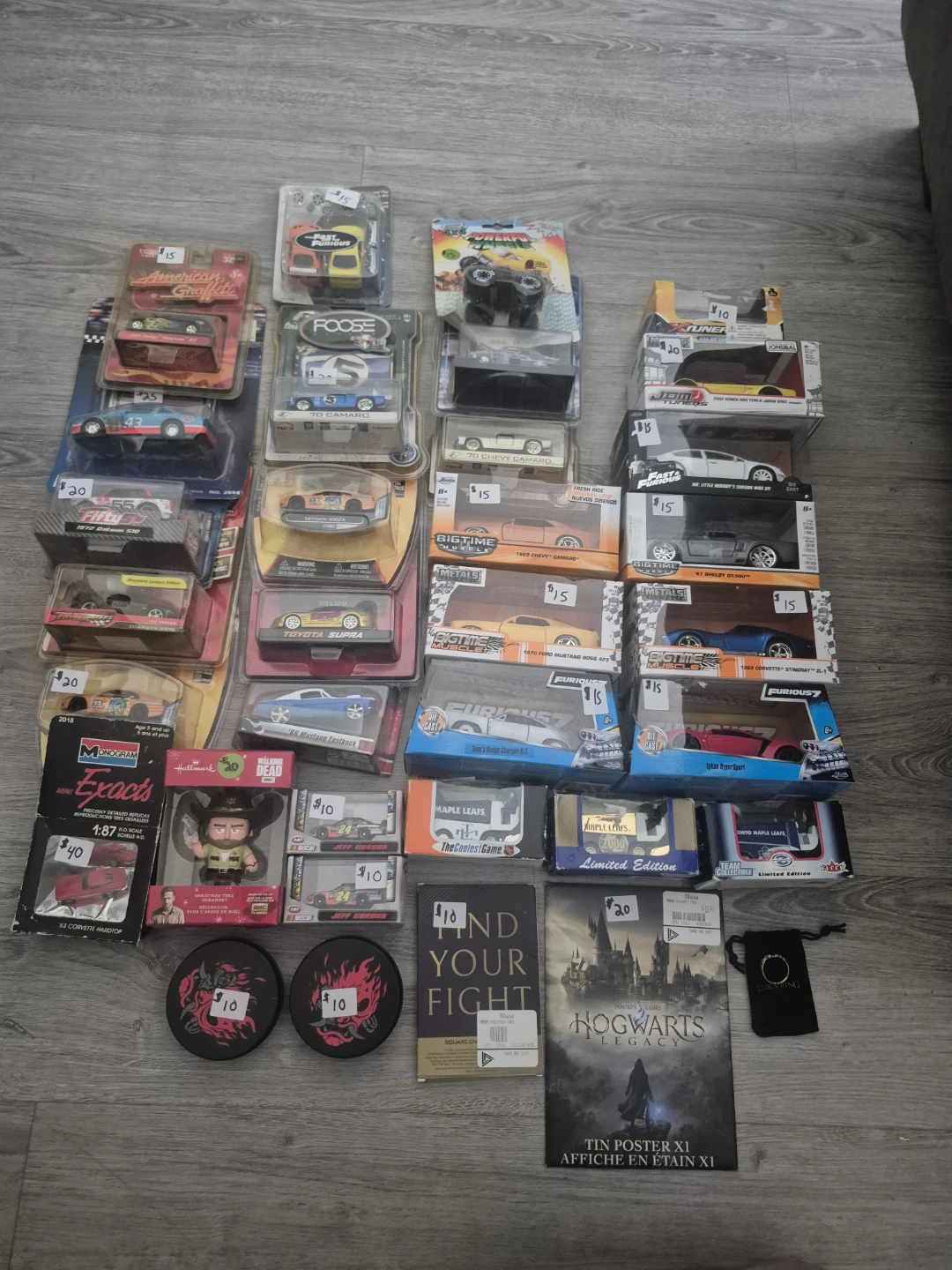 Assorted Collectible Die-Cast Toy Cars & Preorder contents