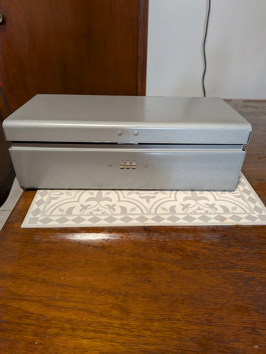 Sun Life Metal Lock Box - photo 2