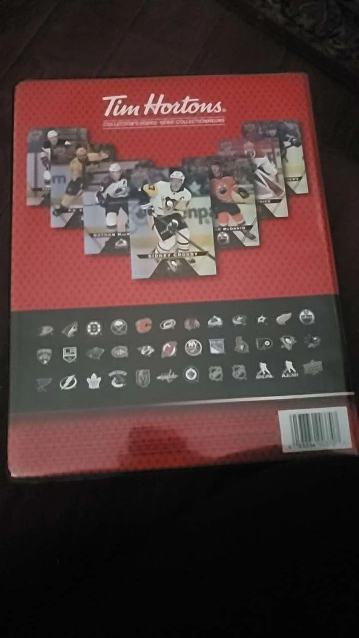 Tim Hortons NHL Trading Cards 2018-2019 Collector Album - photo 2