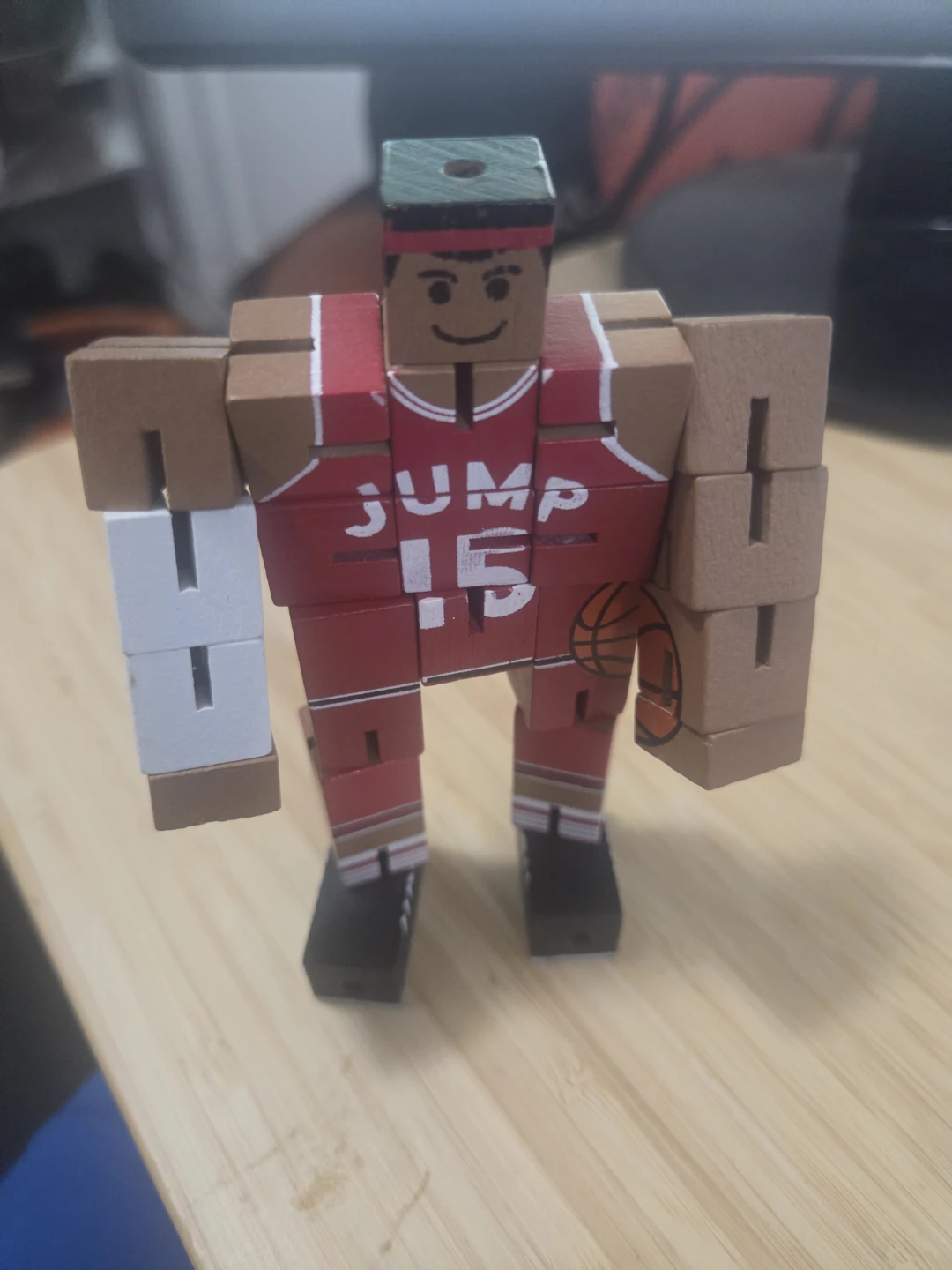 Wooden Jump 15 Basketball Player Toy 🏈