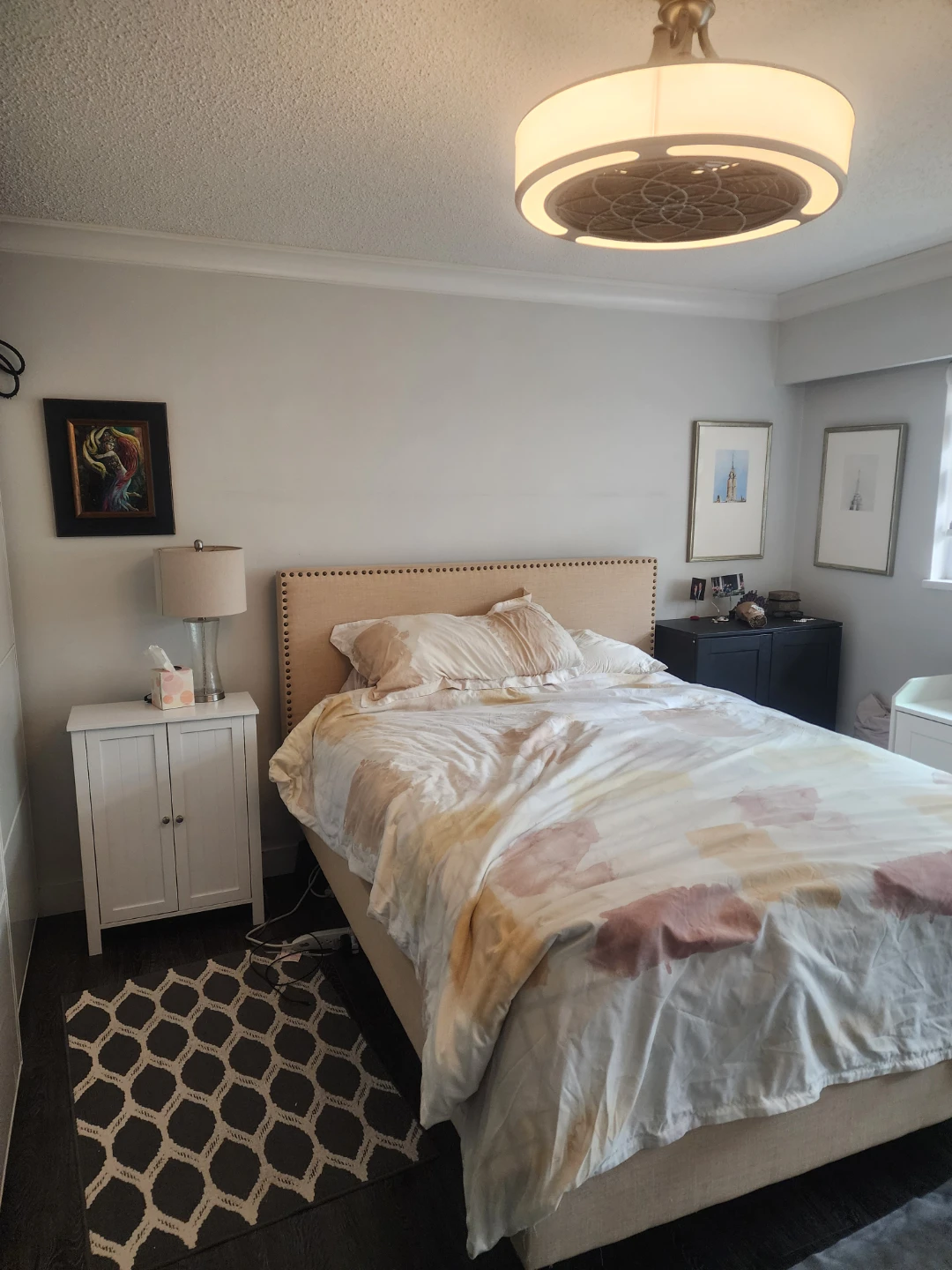 Master Bedroom for Rent - photo 3