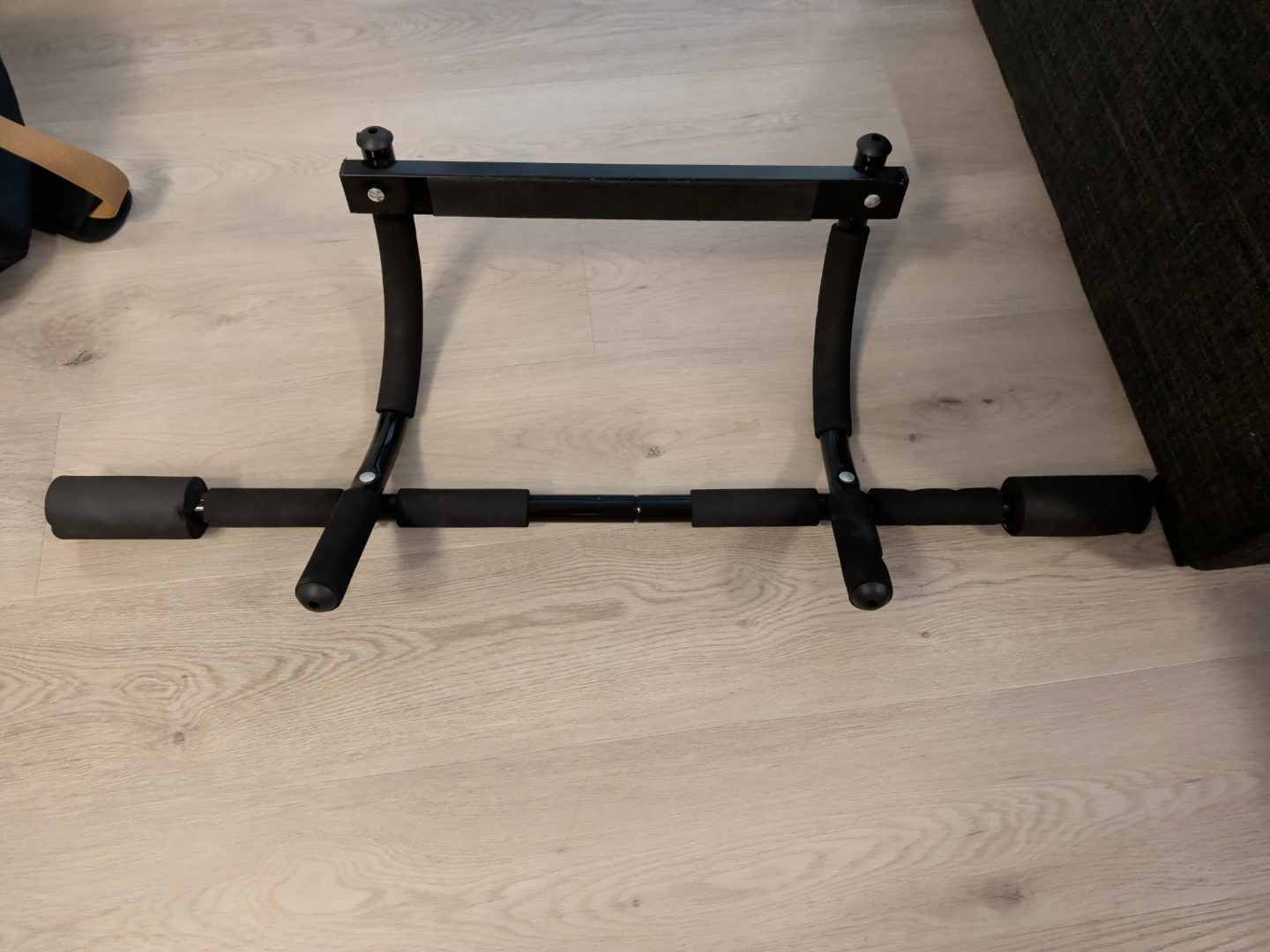 Doorway Pull-Up Bar
