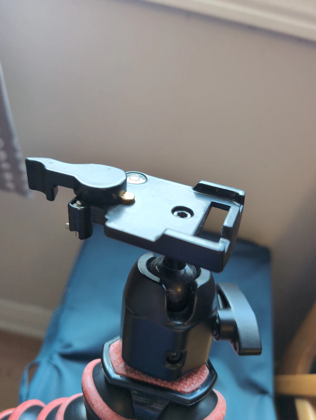 Flexible Gorilla Pod Tripod - photo 2