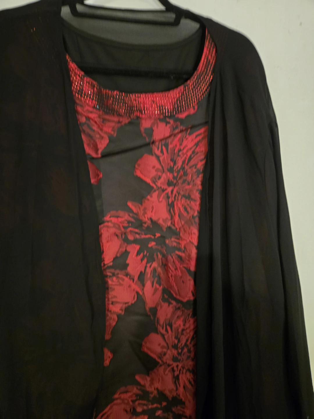 Plus 5XL Black and Red Floral Top