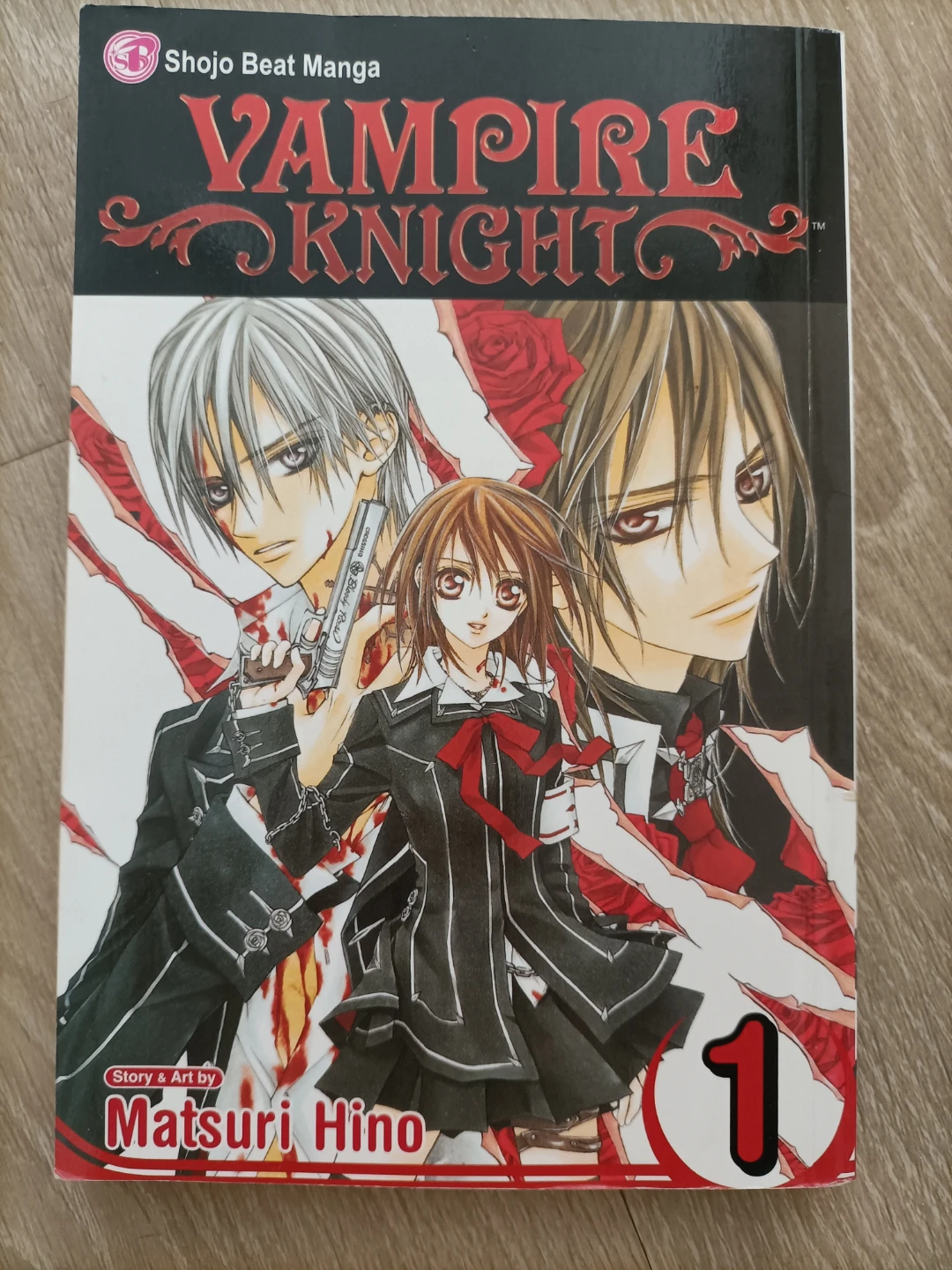 🏈Vampire Knight Vol. 1