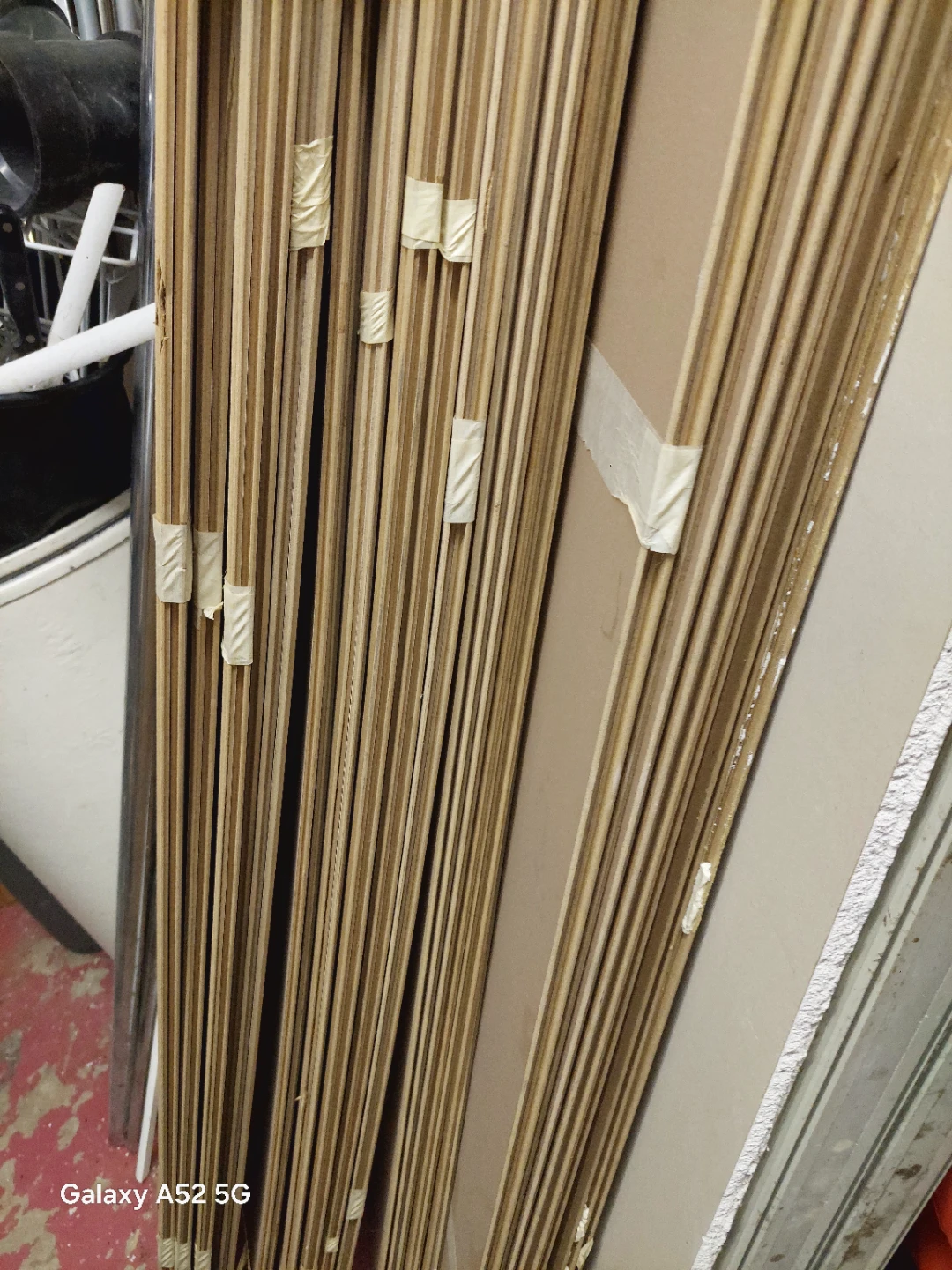 Wooden Laminate Flooring Planks