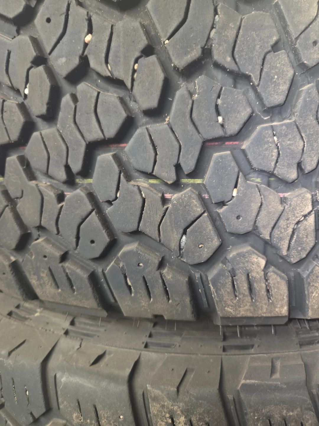 Set of 4 tires - photo 2